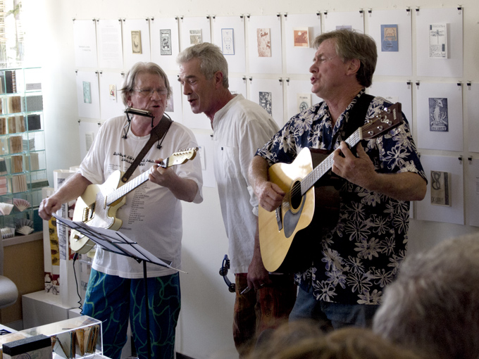 The Band - Wim, Neil and Robin   Photo: Doug Spowart